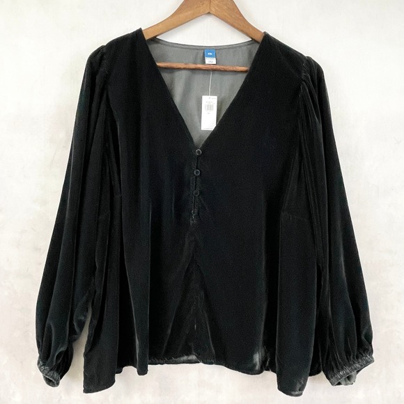 Old Navy Tops - Old Navy Velvet Top Womens XXL Bishop Sleeve Soft‎ Goth Noir Witchy Going Out